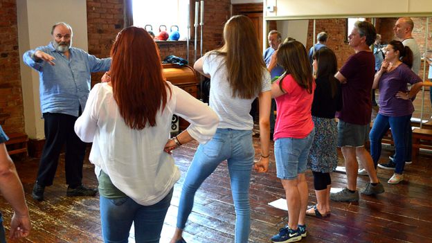 Image of Jim Cartwright running a class.